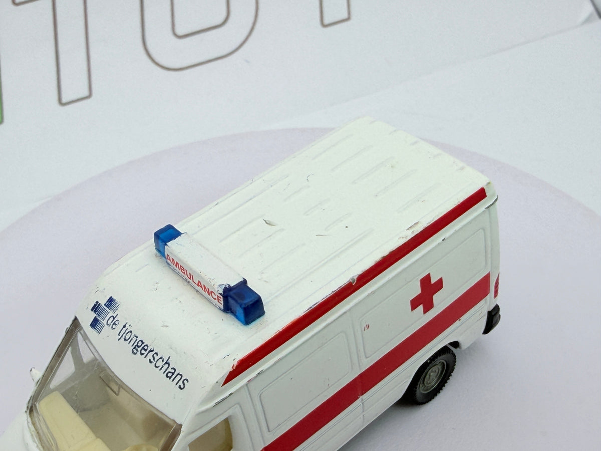 Mercedes Benz Sprinter Siku 1/66 Bianco