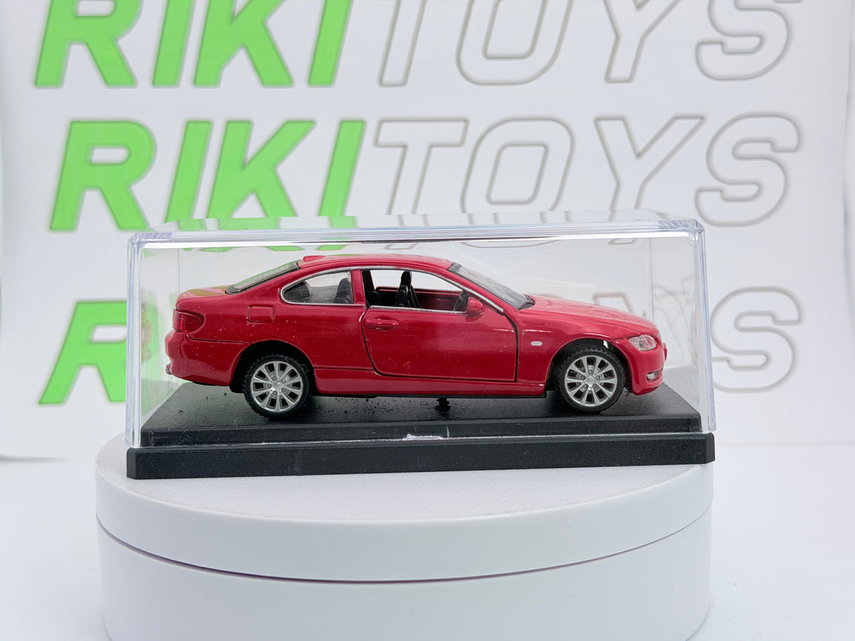 BMW 335 E Coupé Maisto 1/43 Rosso