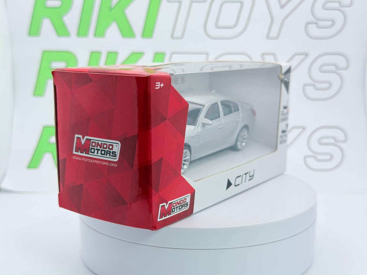 BMW M5 E60 Mondo Motors 1/43 Argento 2004
