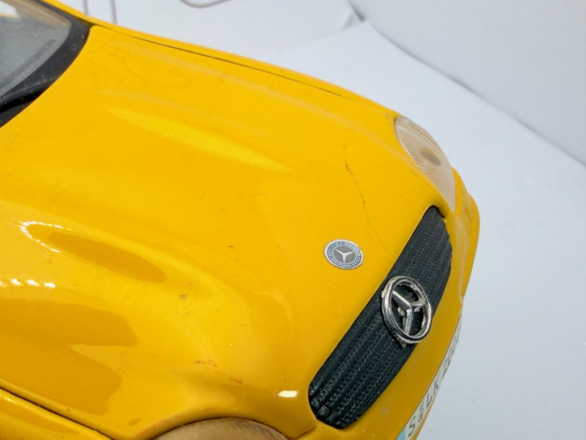 Mercedes Benz 200 SLK R 170 Maisto 1/24 Giallo 1988