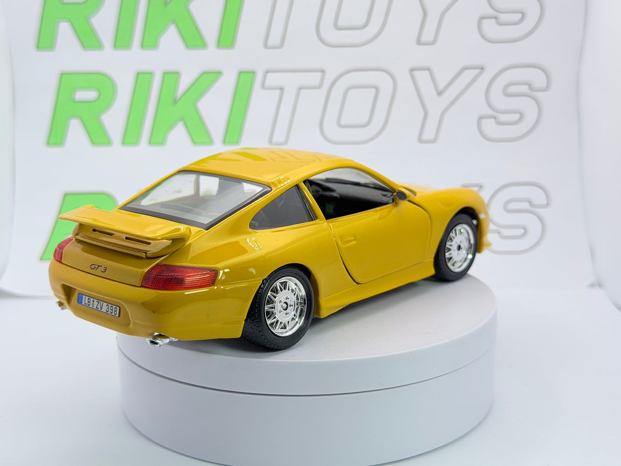 Porsche 911 GT3 Burago 1/24 Giallo 1997