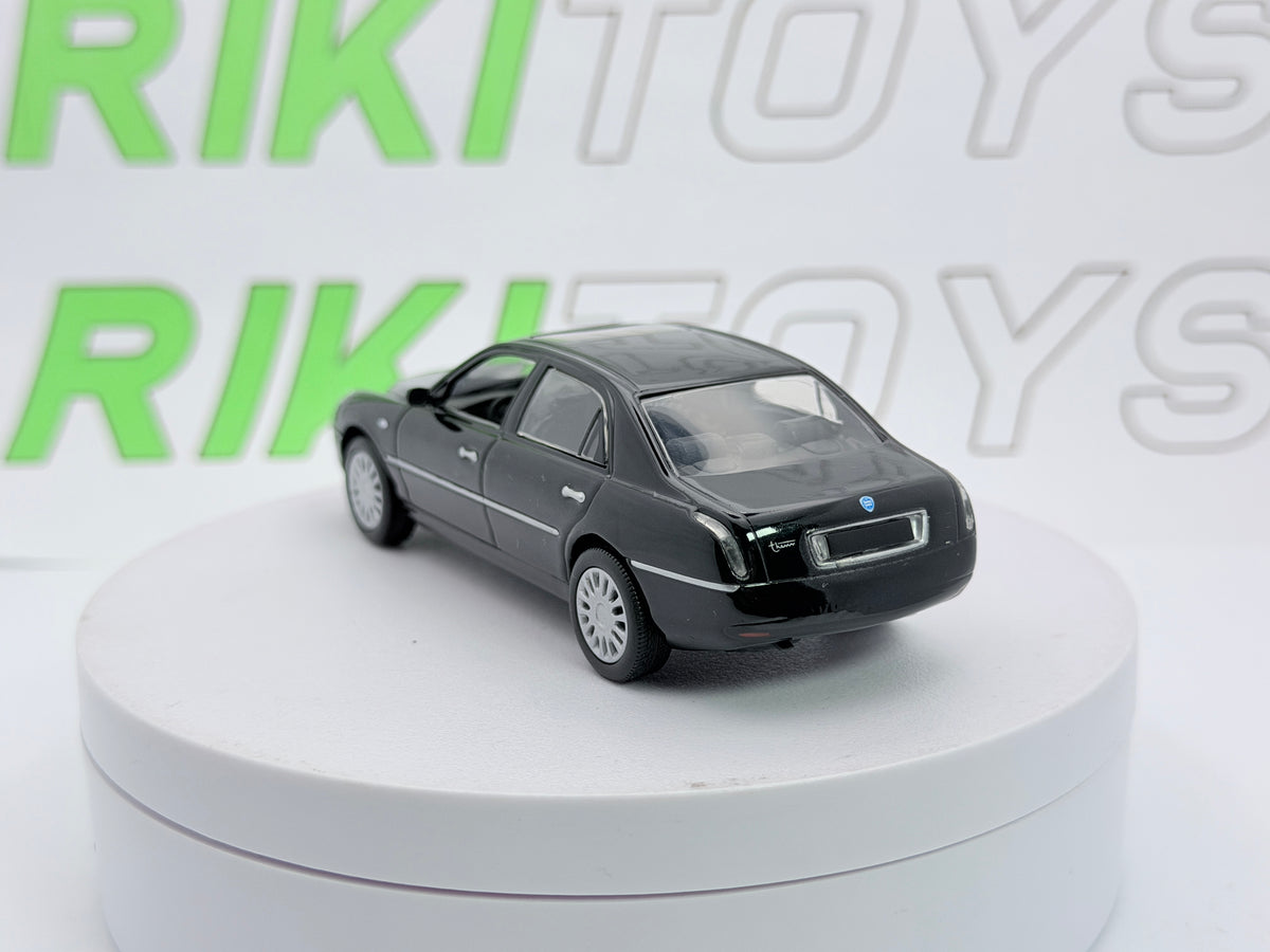 Lancia Thesis Norev 1/43 Nero