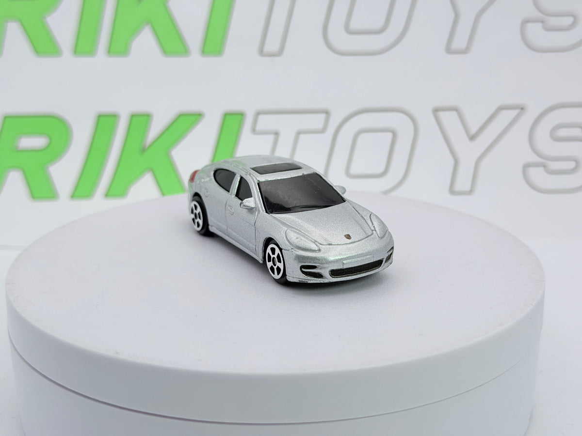 Porsche Panamera Turbo Maisto Argento