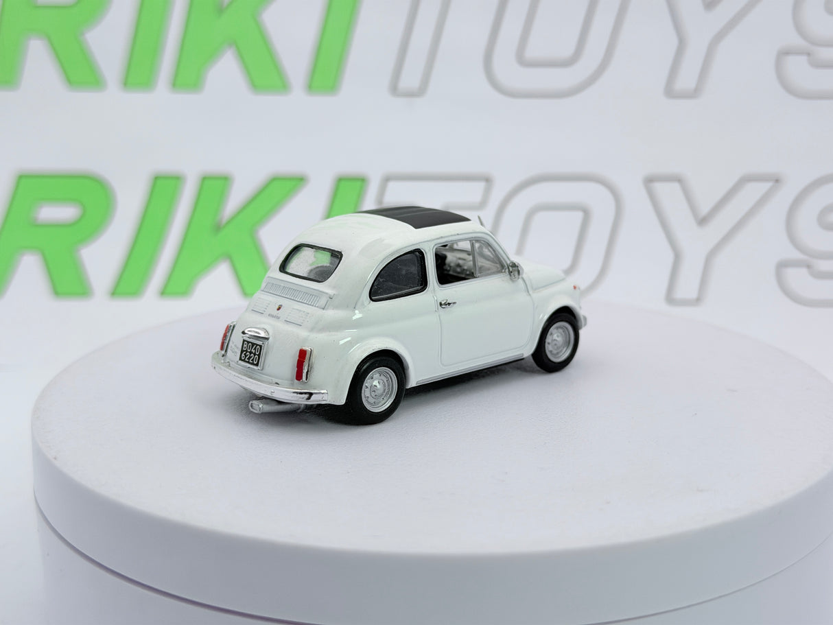Fiat- Abarth 595 Universal Hobbies 1/43 Bianco 1965