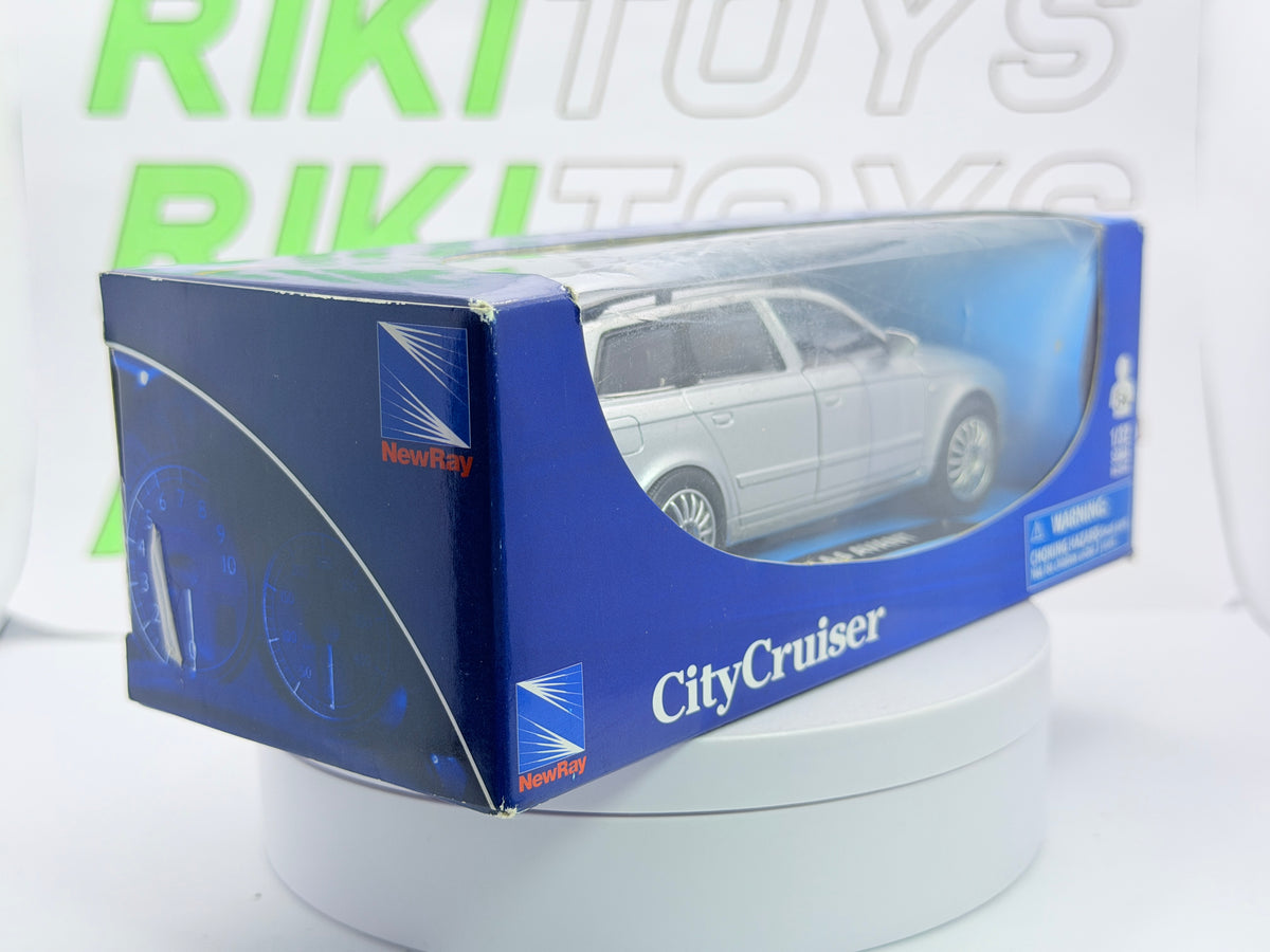 Audi A4 Avant New Ray 1/32 Argento