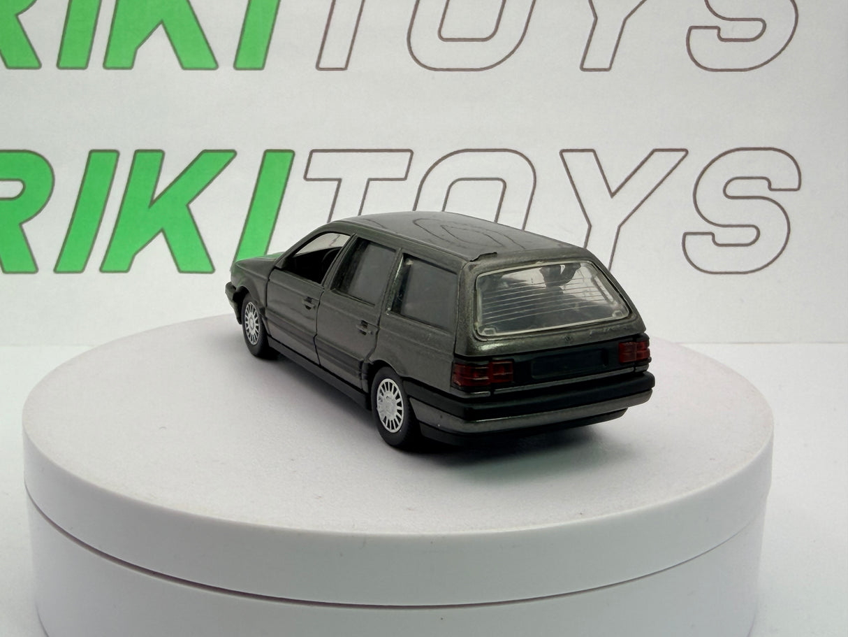 Volkswagen Passat SW Schabak 1/43 Grigio metallizzato 1989