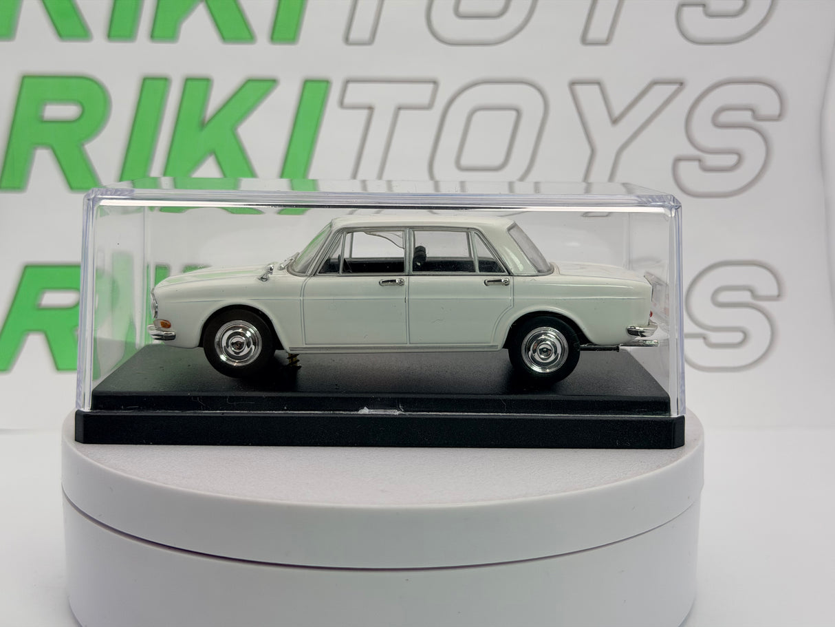 Lancia Flavia berlina 2a serie Norev 1/43 Bianco 1967