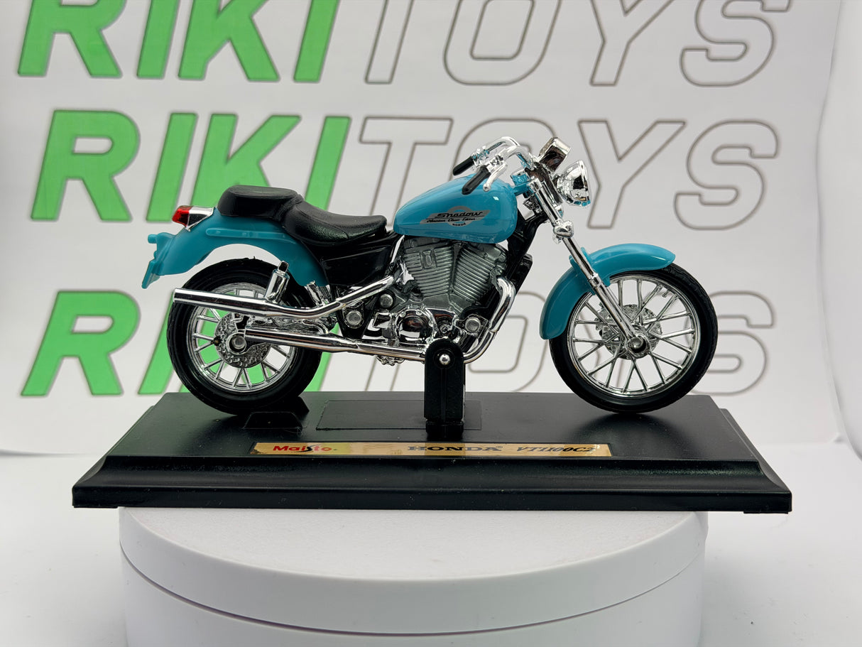 Honda VT 1100 C 2 Maisto 1/18 Celeste 1995