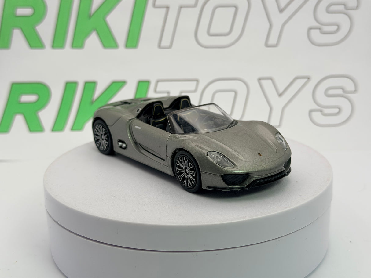 Porsche 918 Spyder Welly 1/38 Argento