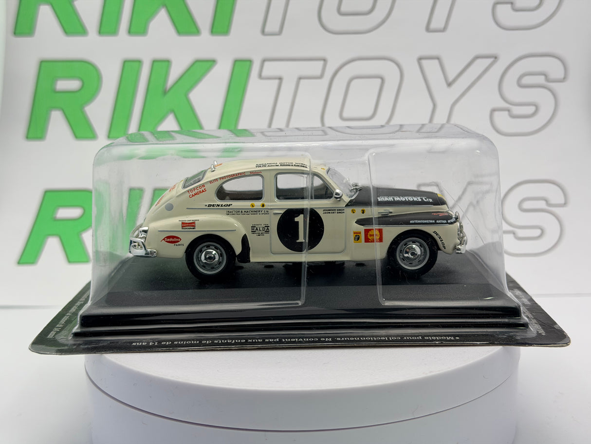 Volvo PV 544 Edicola 1/43 Bianco 1965
