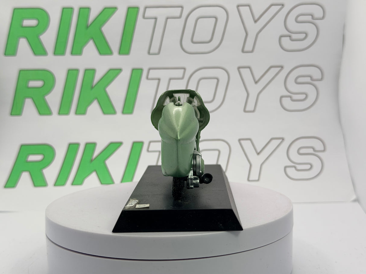 Piaggio Vespa Monthlery Maisto 1/24 Verde 1950