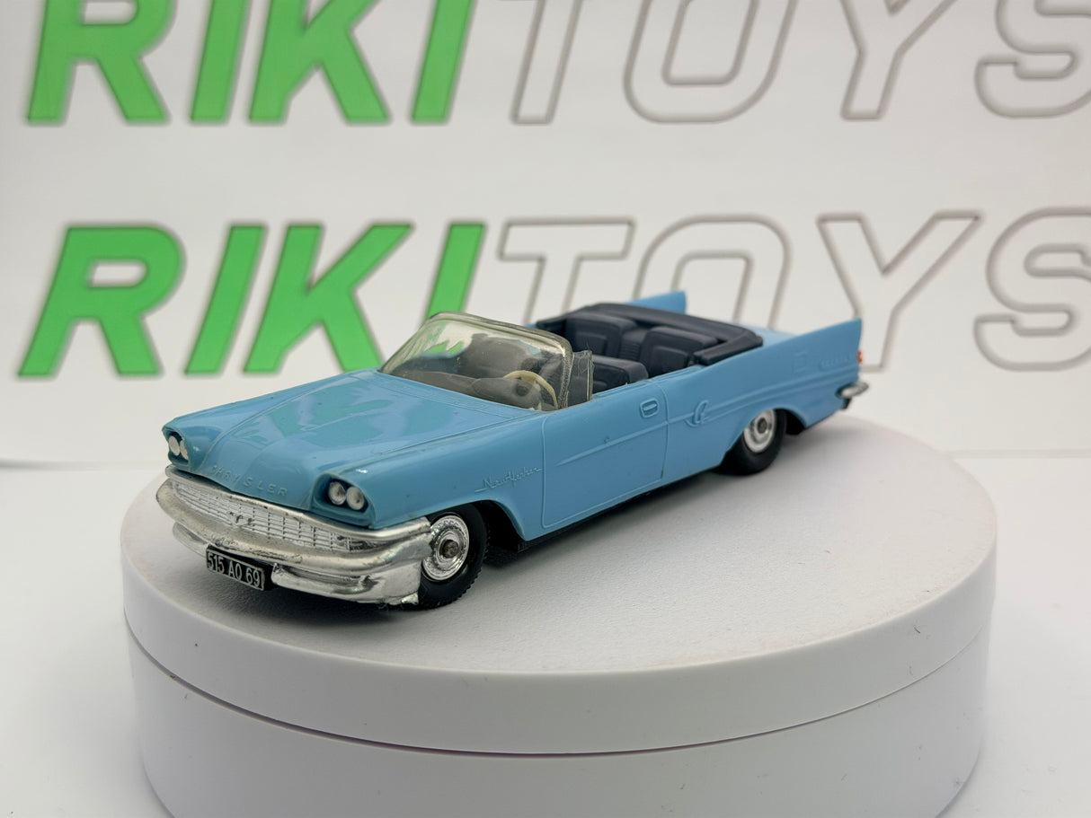 Chrysler New Yorker Norev PL 1/43 Azzurro