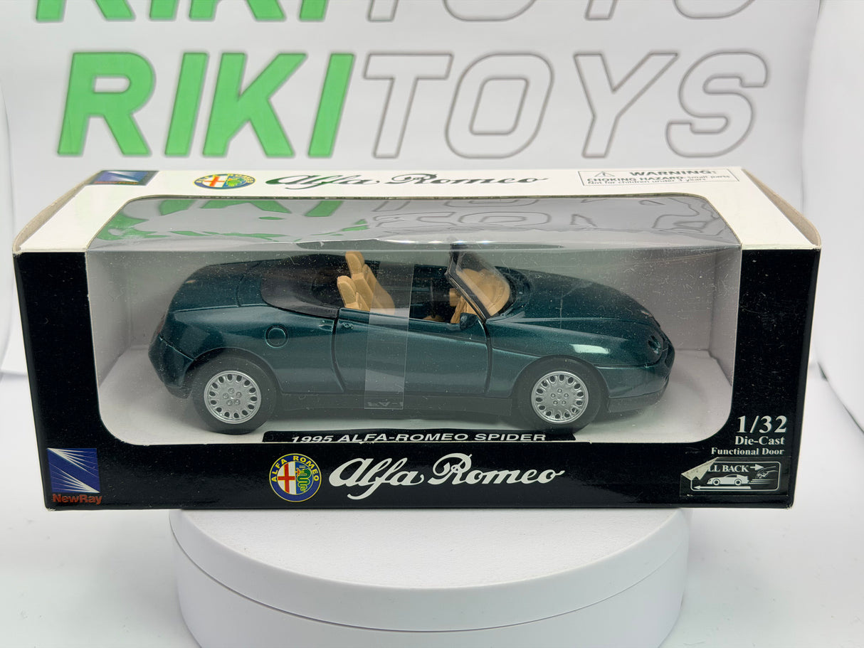 Alfa Romeo Spider 916 New Ray 1/32 Verde 1995