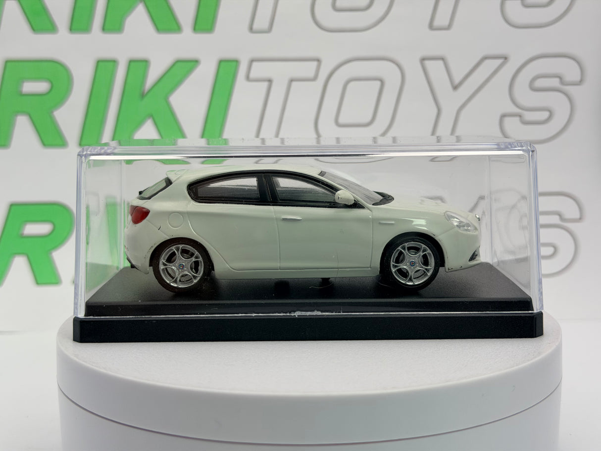 Alfa Romeo Giulietta Motorama 1/43 Bianco 2009