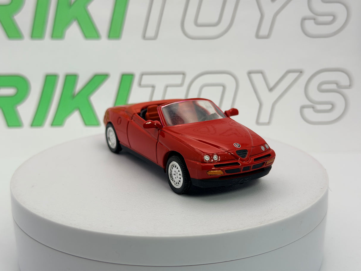 Alfa Romeo Spider (916) New Ray 1/43 Rosso