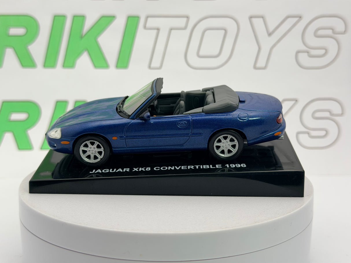 Jaguar XK8 Convertibile Edicola 1/43 Blu metallizzato 1996