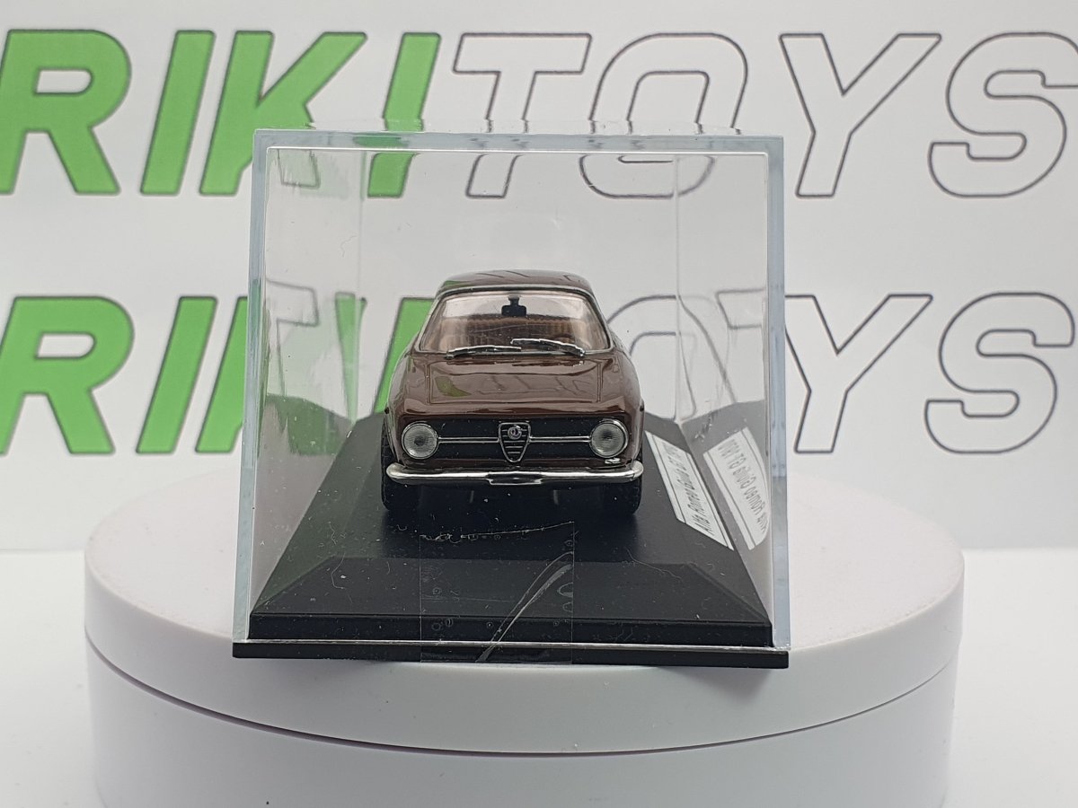 Alfa Romeo Giulia GT Junior (1970) Solido 1/43 - RikiToys - Solido#