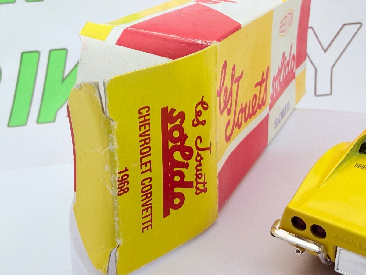 Chevrolet Corvette Solido 1/43 Giallo 1968 - RikiToys - Solido