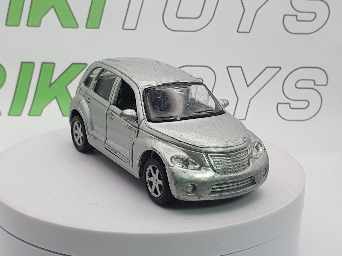 Chrysler Pt Cruiser Maisto 1/39 Argento 2000 - RikiToys - Maisto