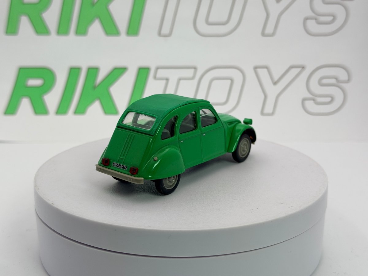 Citroen 2 CV 6 Norev 1/43 Verde - RikiToys - Norev