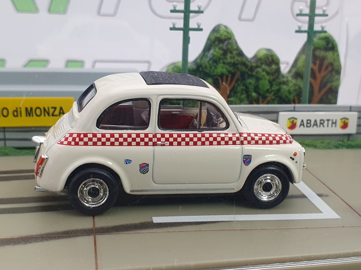 Fiat 500 Giannini TV Universal Hobbies 1/43 Avorio - RikiToys - Universal Hobbies
