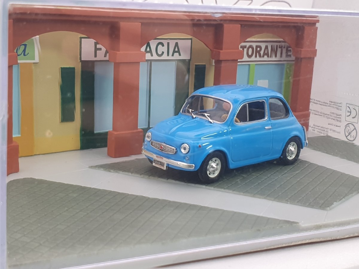Fiat 500 My Car Universal Hobbies 1/43 Azzurro 1968 - RikiToys - Universal Hobbies