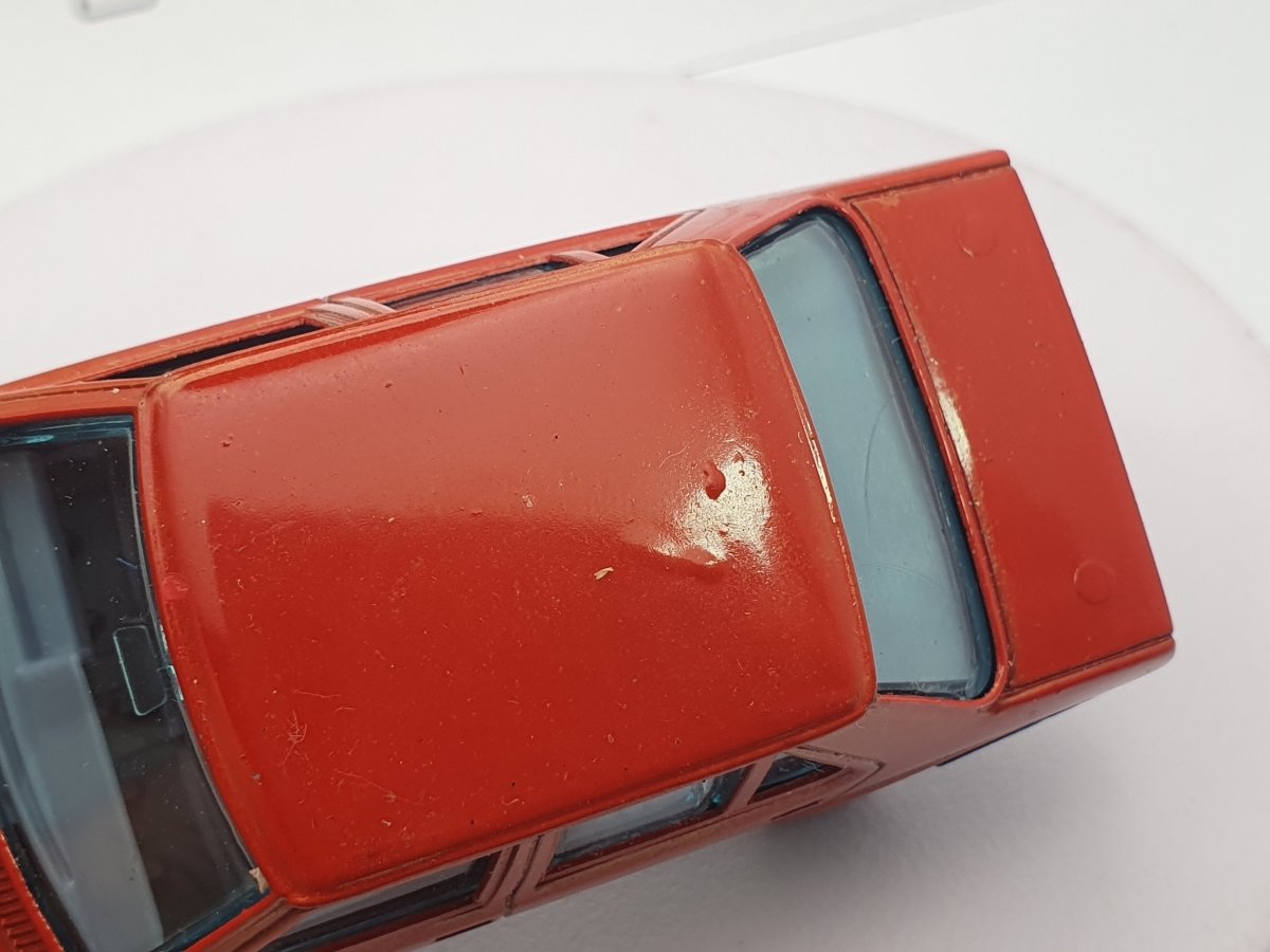 Fiat Regata Burago 1/43 Rosso 1983 - RikiToys - Burago