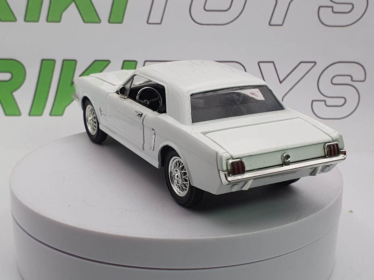 Ford Mustang Coupé Arko 1/35 Bianco 1964 - RikiToys - Arko