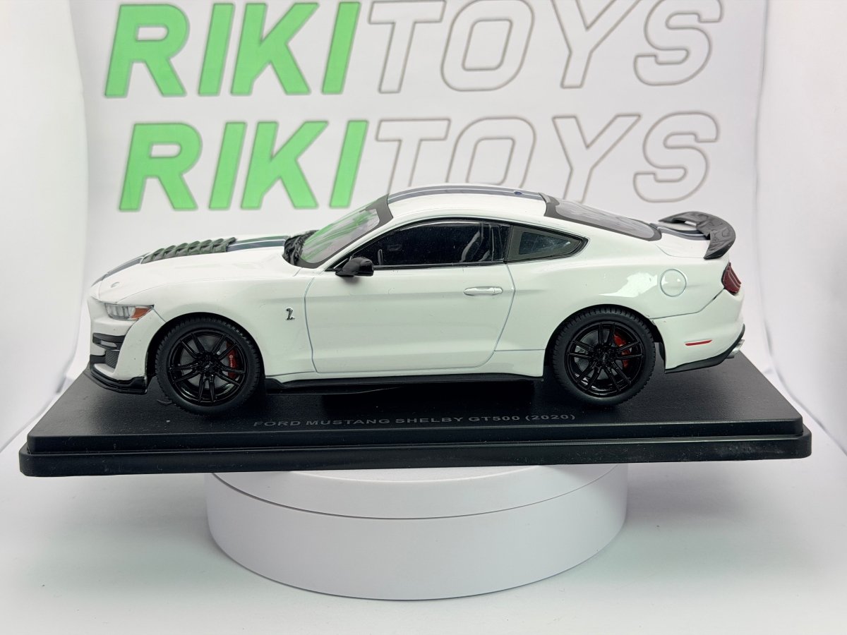 Ford Mustang GT Shelby Edicola 1/24 Bianco - RikiToys - Edicola