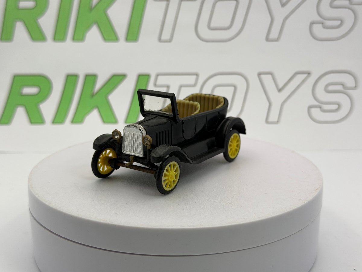 Ford T Cabriolet Politoys Plastica 1/41 Nero 1919 - RikiToys - Politoys Plastica