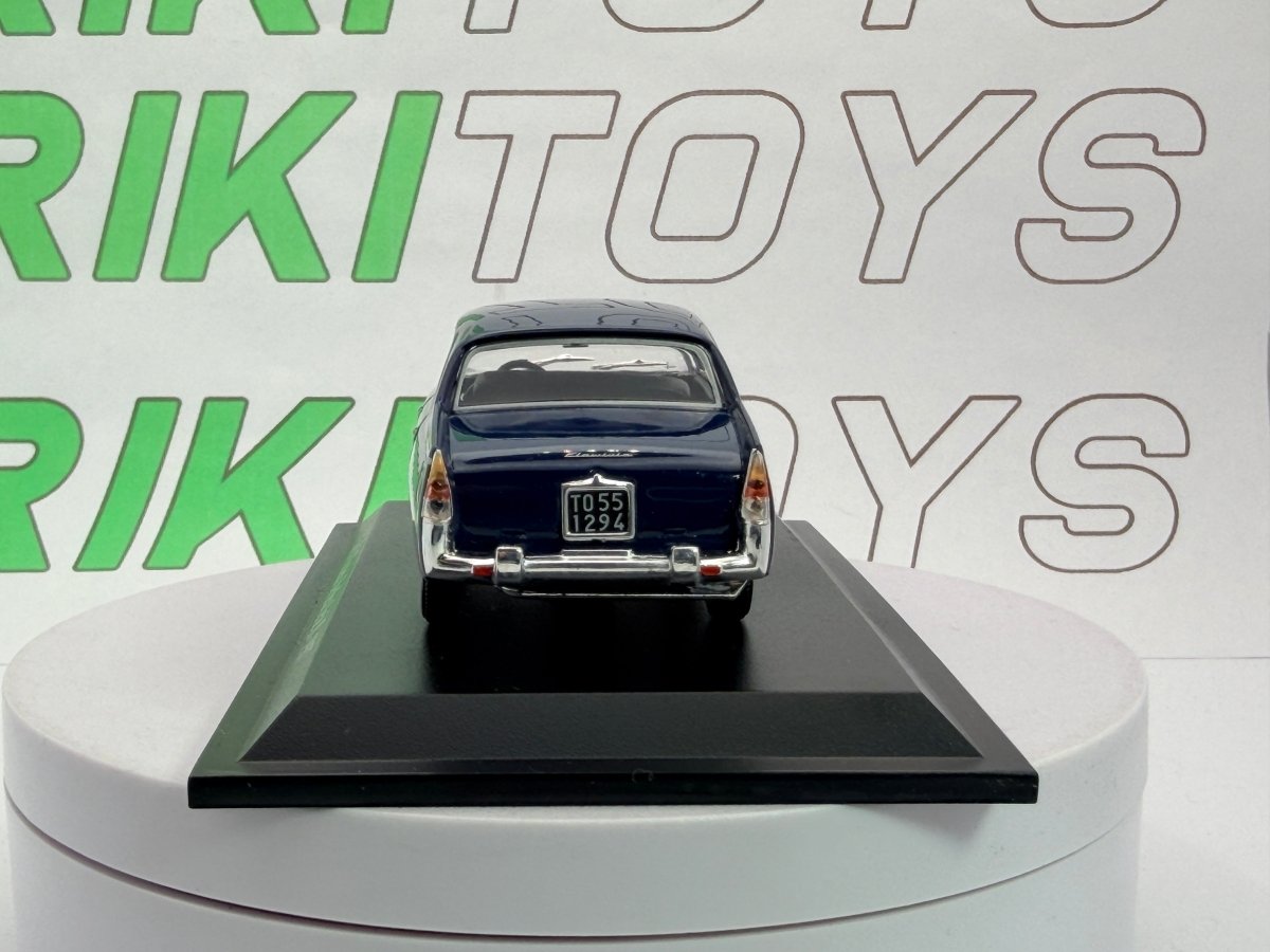 Lancia Flaminia berlina Norev 1/43 Blu - RikiToys - Norev