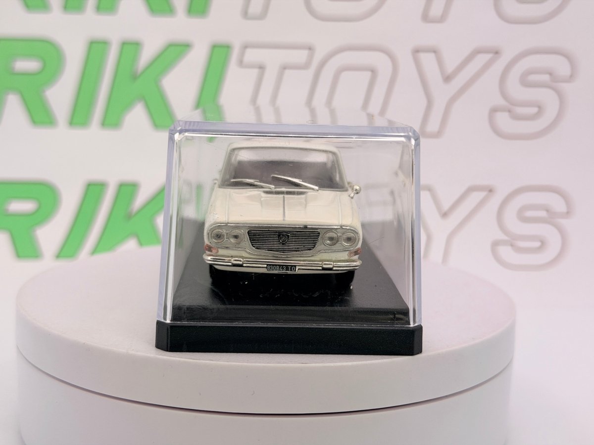 Lancia Flavia berlina 2a serie Norev 1/36 Bianco 1967 - RikiToys - Norev