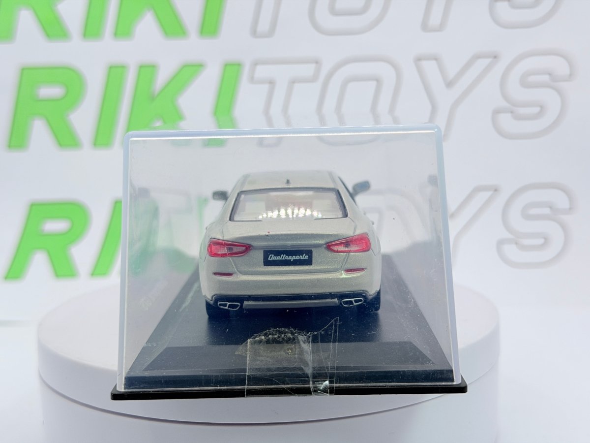 Maserati Quattroporte GTS Edicola 1/43 Platino - RikiToys - Edicola#