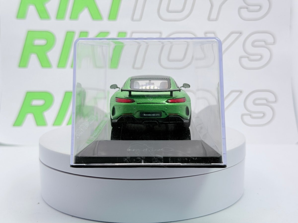 Mercedes Benz AMG GTR Coupé Edicola 1/43 Verde - RikiToys - Edicola