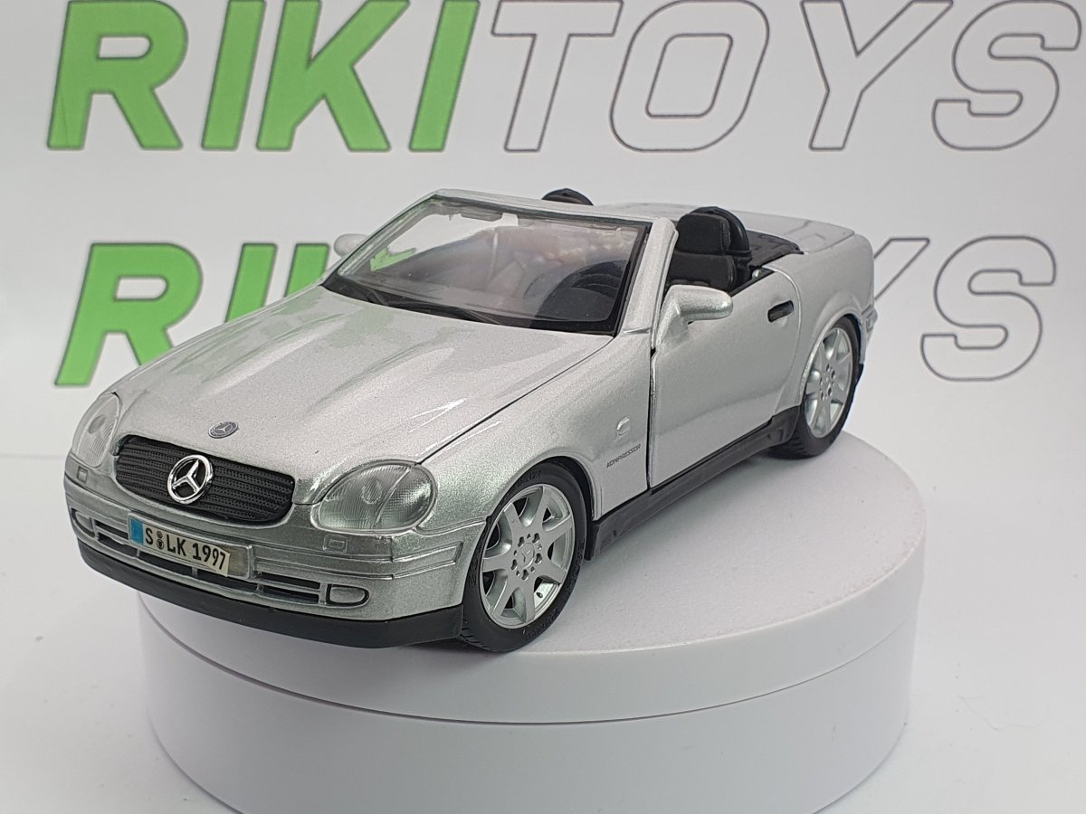 Mercedes Benz SLK 1a serie R 170 Maisto 1/24 Argento 1997 - RikiToys - Maisto