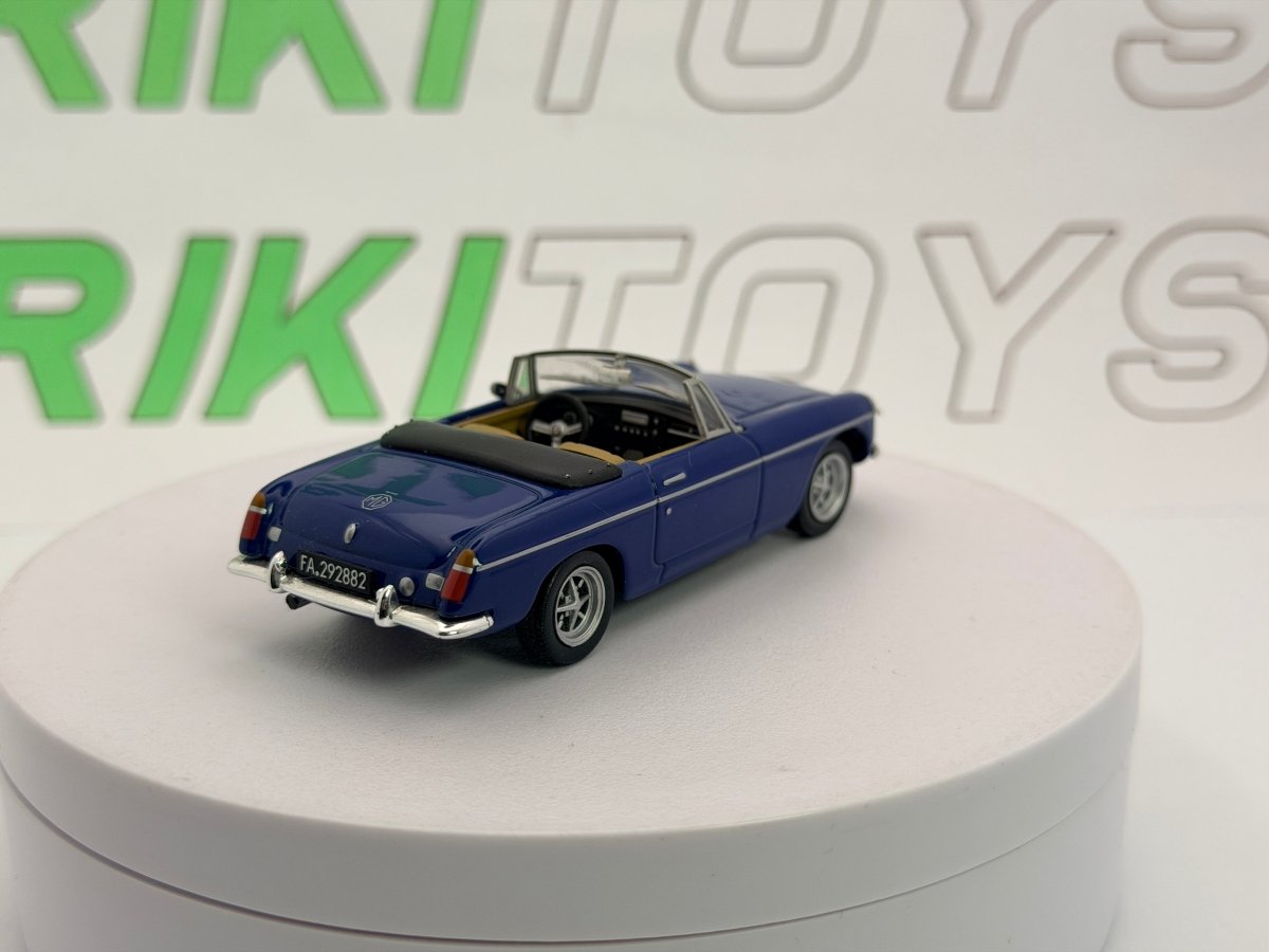 MG B Spider Edicola 1/43 Blu 1967 - RikiToys - Edicola