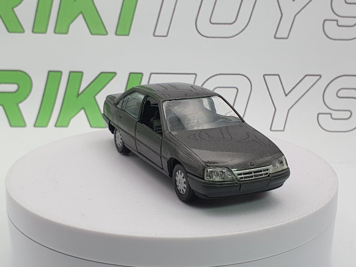 Opel Omega Berlina Gama 1/43 Grigio 1987 - RikiToys - Gama