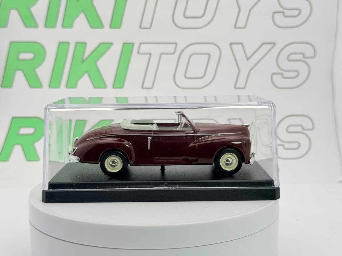 Peugeot 203 Cabrio Norev 1/43 Rosso scuro 1953 - RikiToys - Norev