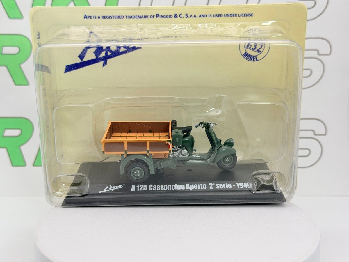 Piaggio Ape Cassoncino Hachette 1/32 Verde 1049 - RikiToys - Hachette