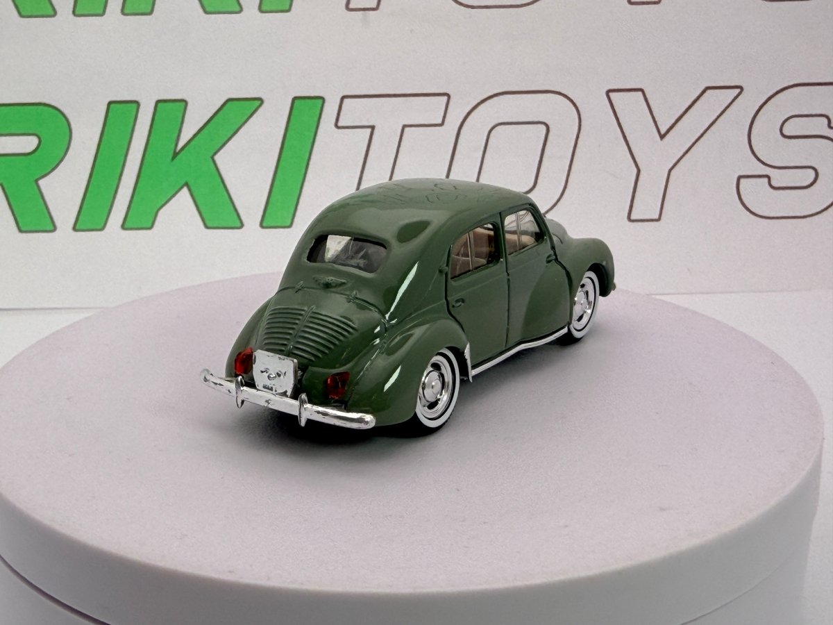 Renault 4 CV Solido 1/43 Verde chiaro - RikiToys - Solido