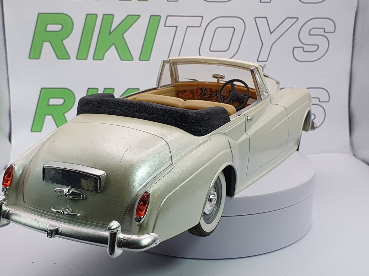 Rolls Royce Silver Cloud 2 Solido 1/18 Bianco Perlato - RikiToys - Solido#
