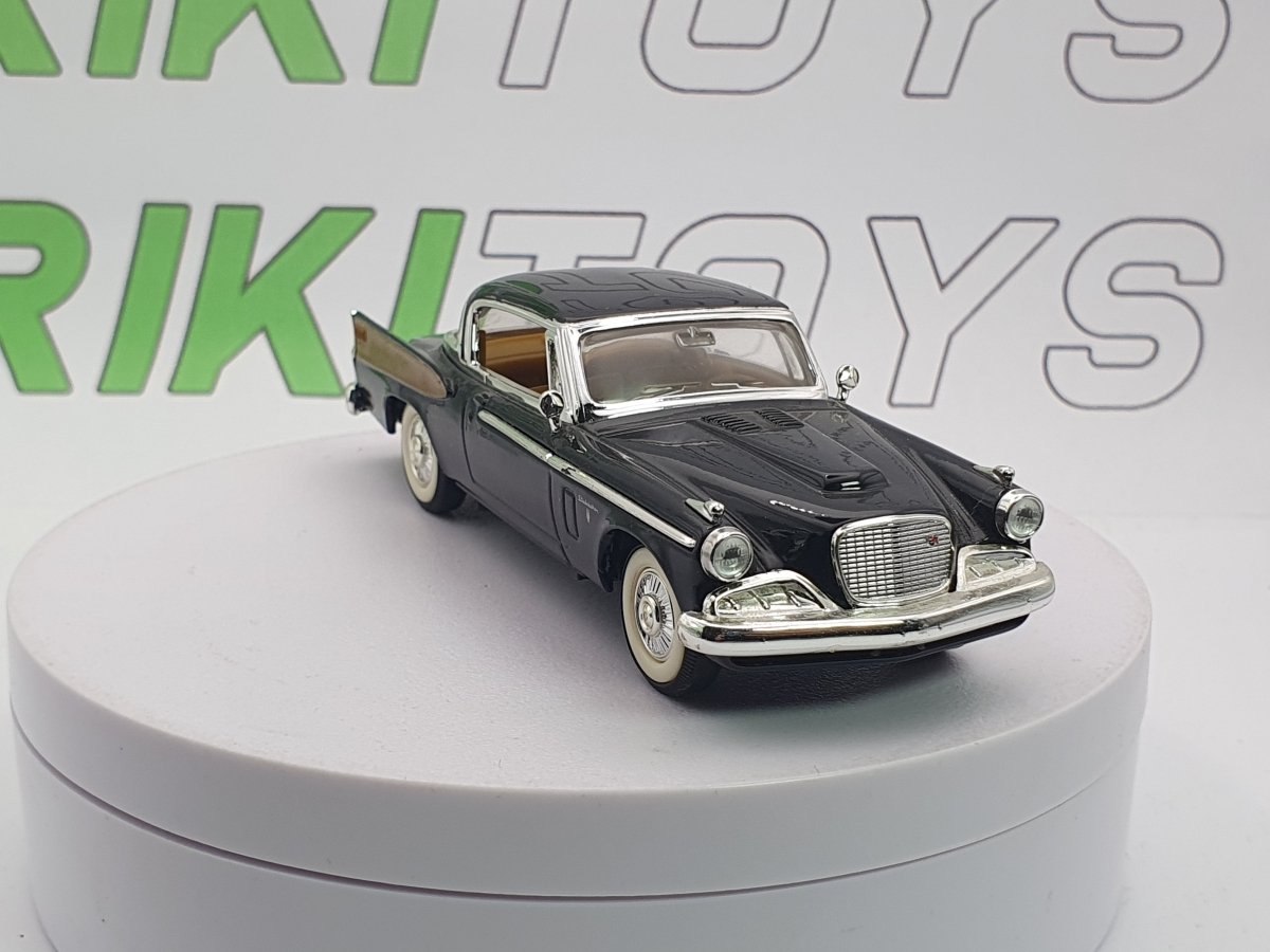 StudeBacker Golden Hawk Road Signature 1/43 Nero 1958 - RikiToys - Road Signature