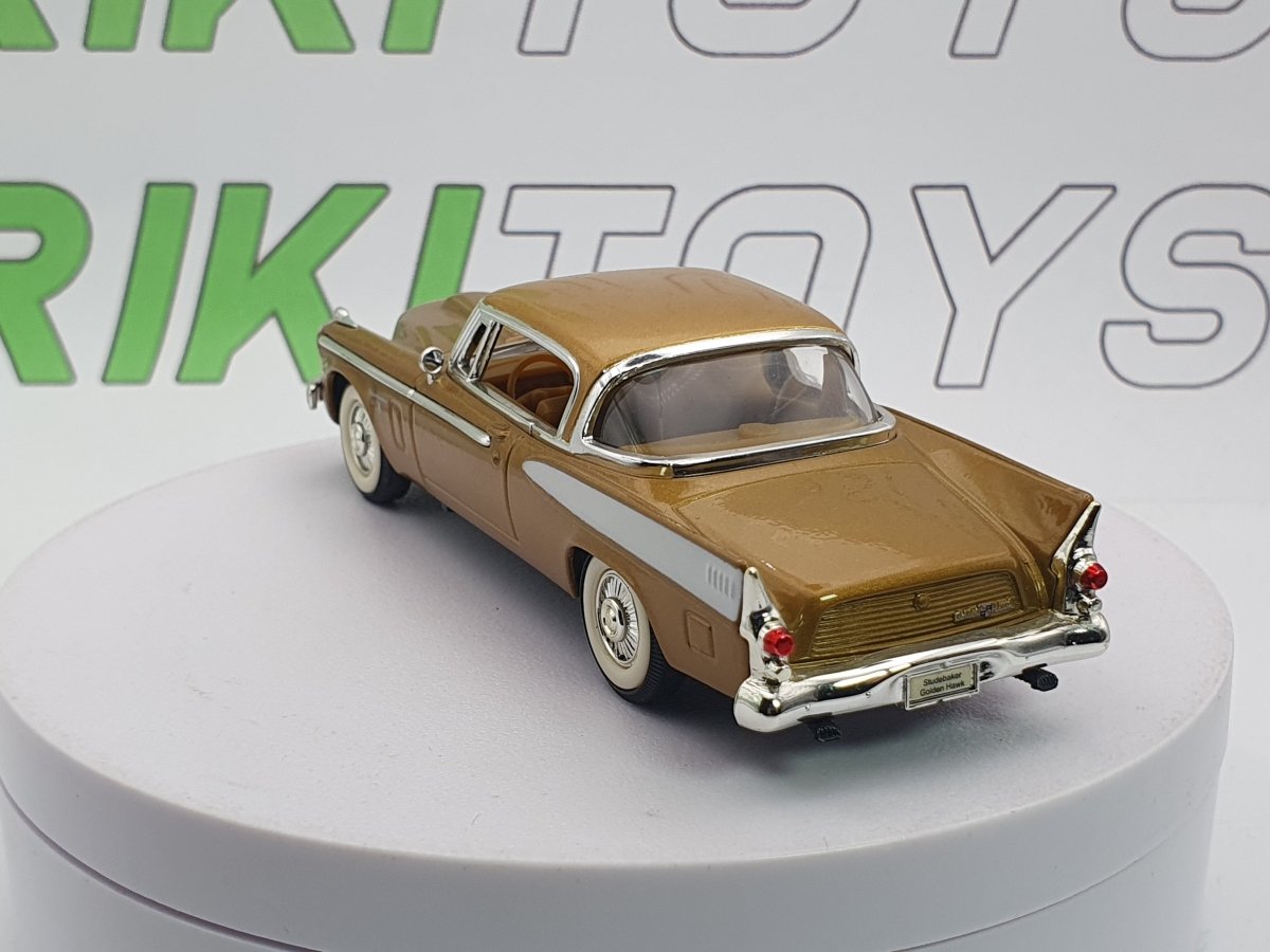 StudeBacker Golden Hawk Road Signature 1/43 Oro 1958 - RikiToys - Road Signature