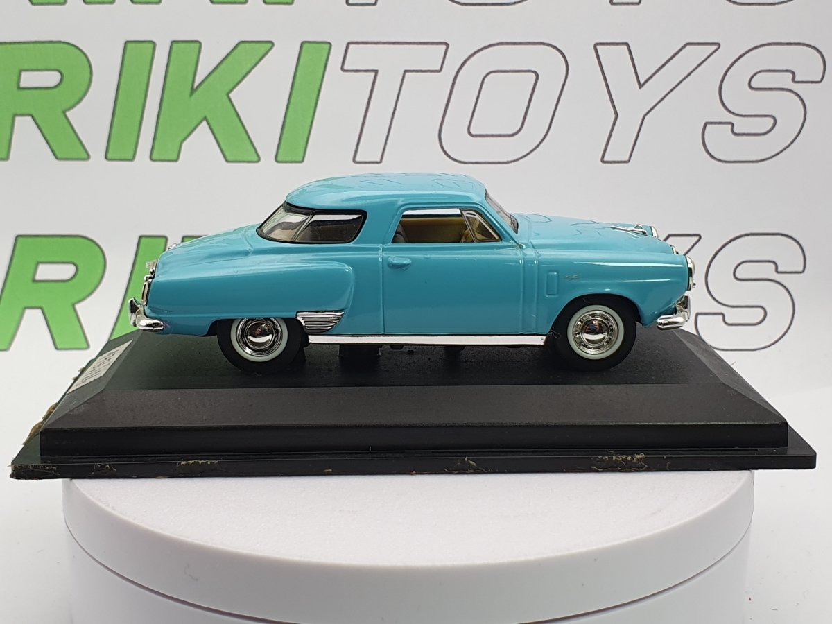 Studebaker Champion Edicola 1/43 Celeste 1950 - RikiToys - Edicola