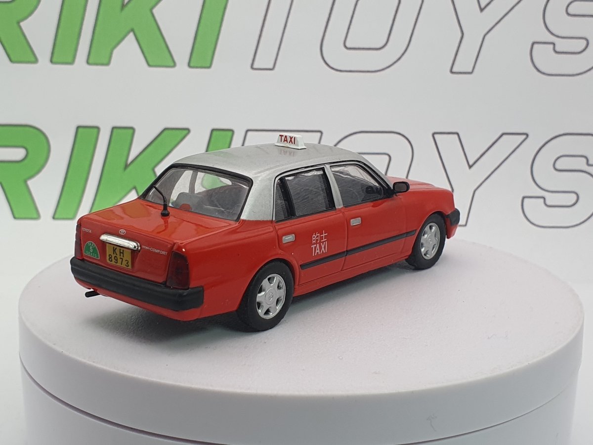 Toyota Crown Edicola 1/43 Rosso 1991 - RikiToys - Edicola