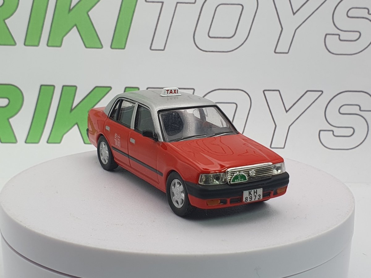 Toyota Crown Edicola 1/43 Rosso 1991 - RikiToys - Edicola