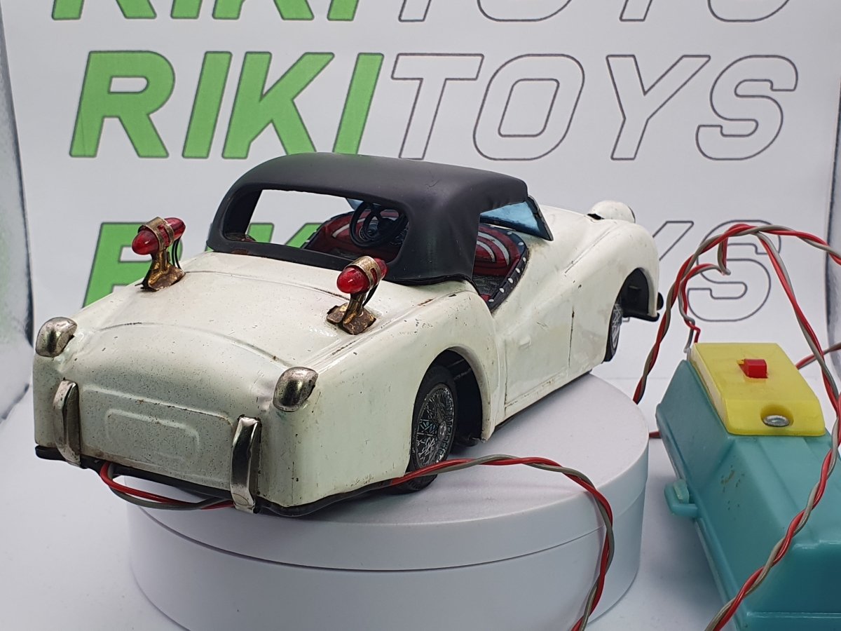 Triumph TR3 Bandai 1/20 Bianco 1959 - RikiToys - Bandai
