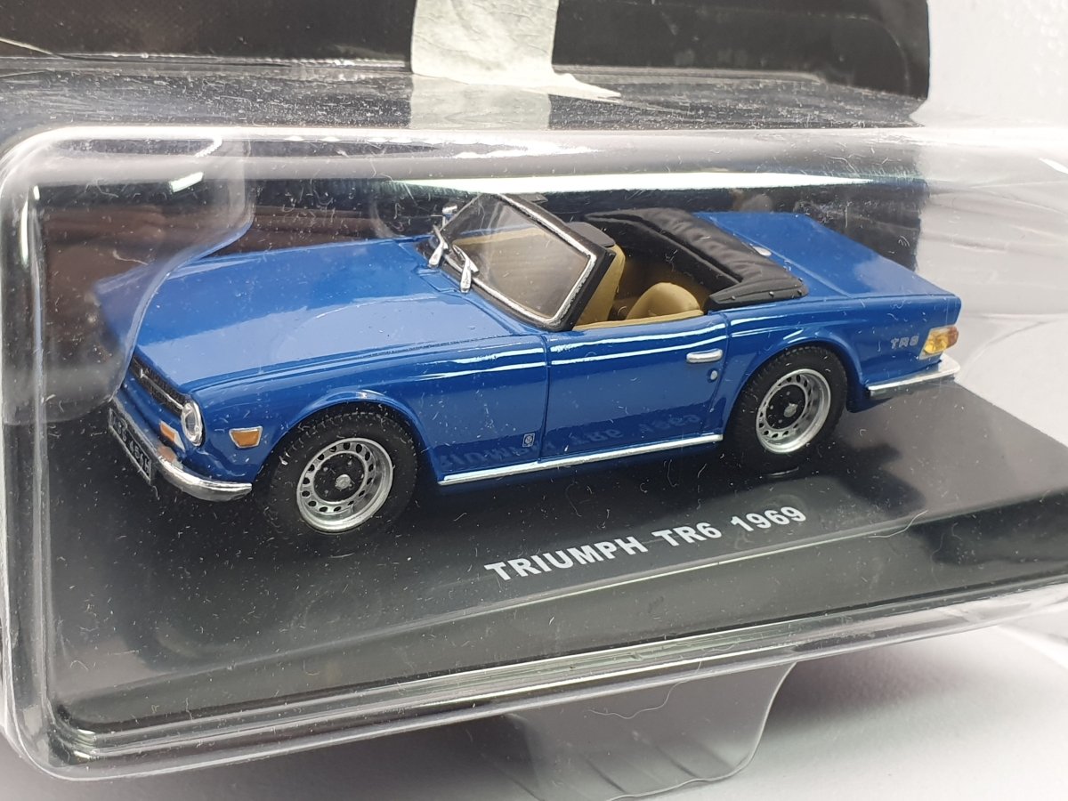 Triumph TR6 Edicola 1/43 Verde - RikiToys - Edicola