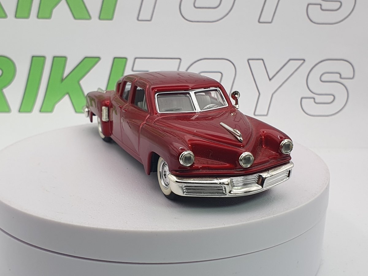 Tucker Tucker Road Signature 1/43 Rosso 1948 - RikiToys - Road Signature
