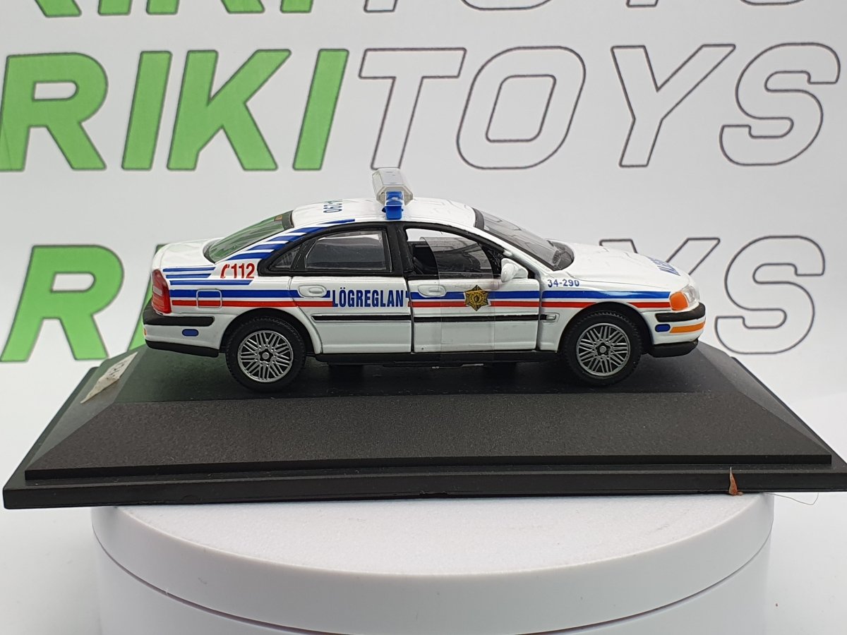 Volvo 560 Edicola 1/43 Bianco 2000 - RikiToys - Edicola